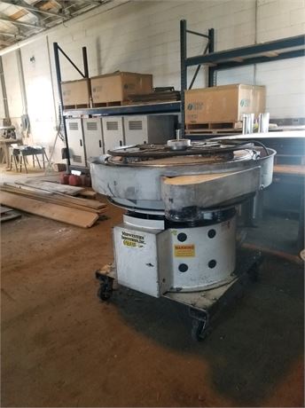2009 Midwestern 48" Dual Deck Screen