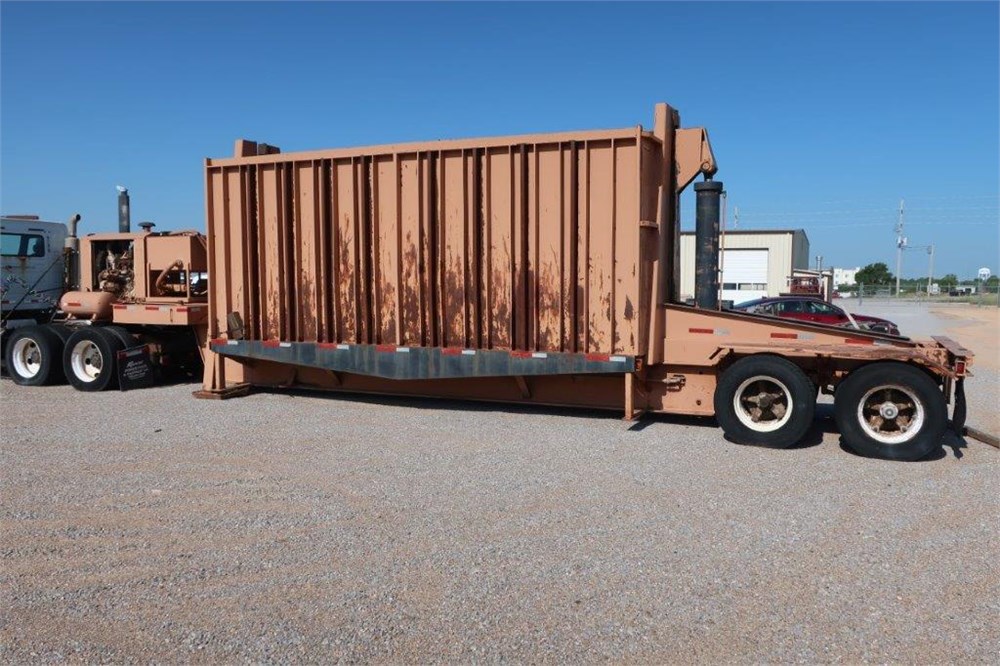 DADE Auctions - 1995 E-Z Crusher A+ Car Crusher