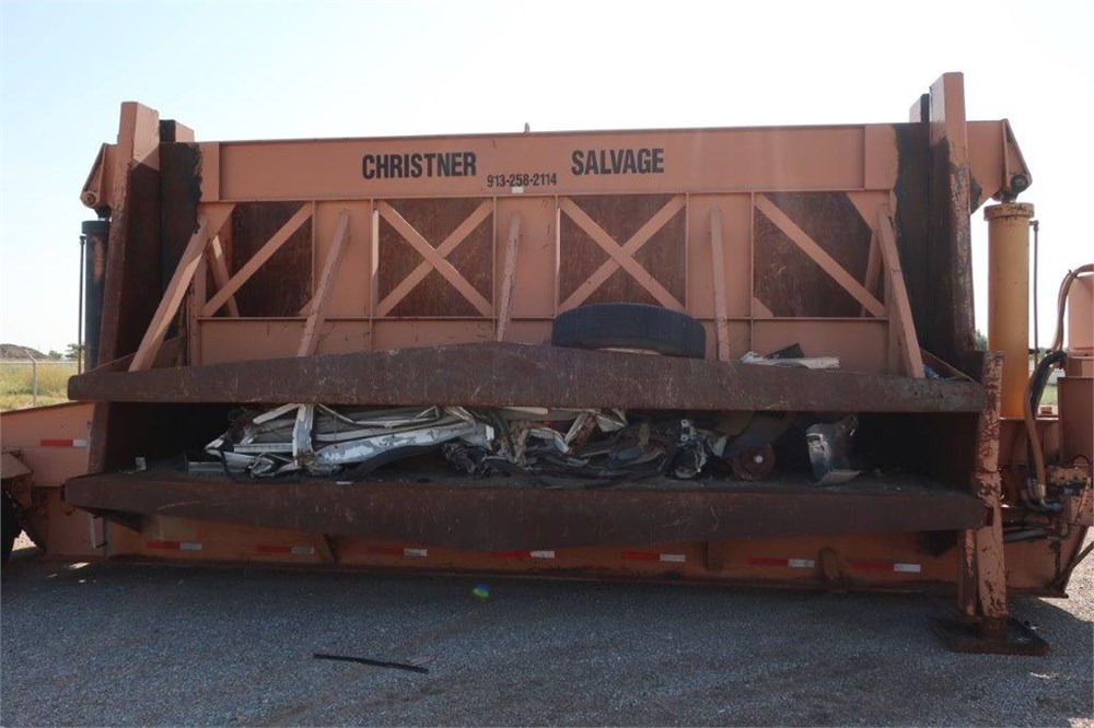 DADE Auctions - 1995 E-Z Crusher A+ Car Crusher