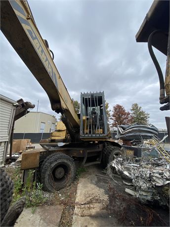 2007 Colmar C302 Wheeled Material Handler