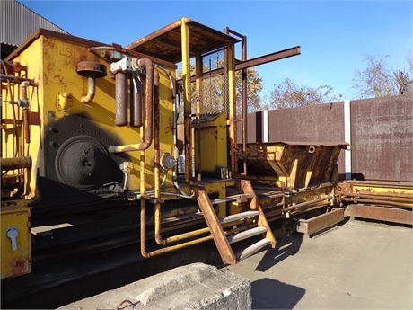 MAC 2100 Baler