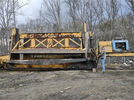 1990 E-Z Crusher Model B