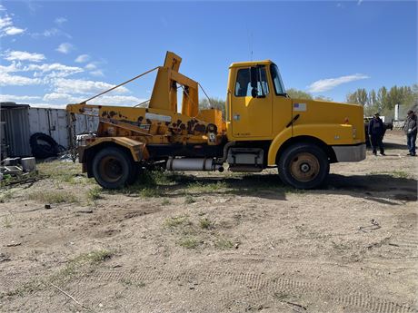 1991 GMC Scrap Bucket Truck