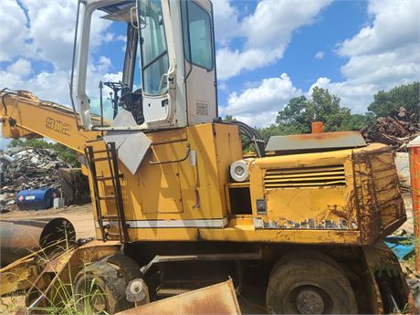 1996 Liebherr A902 Wheeled Material Handler