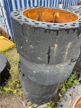 Set of 4 Rubber Loader Tires