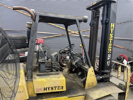 Hyster HL 100XM Forklift