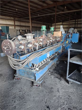 2012 NFM TEM-75SS Twin Screw Rubber Extruder