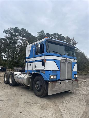 1991 Kenworth K100E