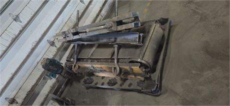 Cross Belt Magnet