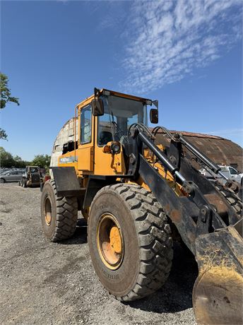 1998 Hyundai HL740 TM-3 Loader